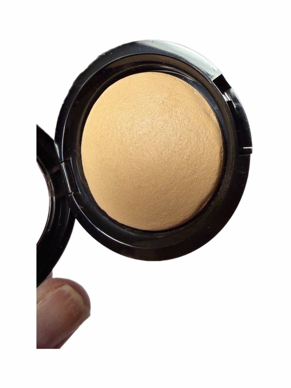 Laura Geller Baked Highlighter French Vanilla gently used
